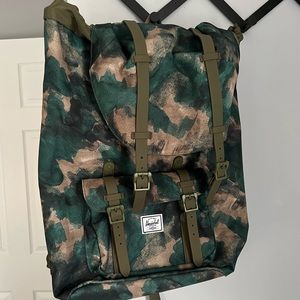 Herschel Supply Camp Backpack